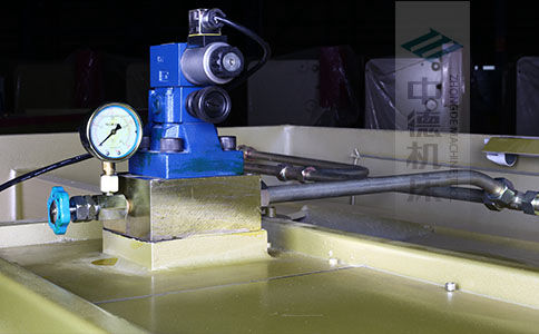 ZDS-640采用國(guó)內(nèi)高品質(zhì)液壓閥,不漏油,無(wú)故障,能實(shí)時(shí)顯示油壓,并采用全金屬高壓管連接保證質(zhì)量.jpg ZDS-640采用國(guó)內(nèi)高品質(zhì)液壓閥,不漏油,無(wú)故障,能實(shí)時(shí)顯示油壓,并采用全金屬高壓管連接保證質(zhì)量.jpg